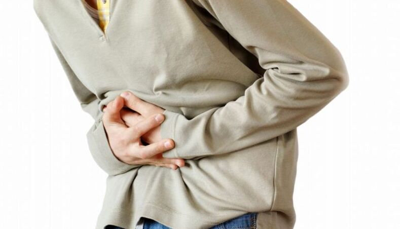 dor abdominal na presença de parasitas no corpo